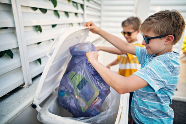 Best Junk Hauling Services  in Mount Morris, MI
